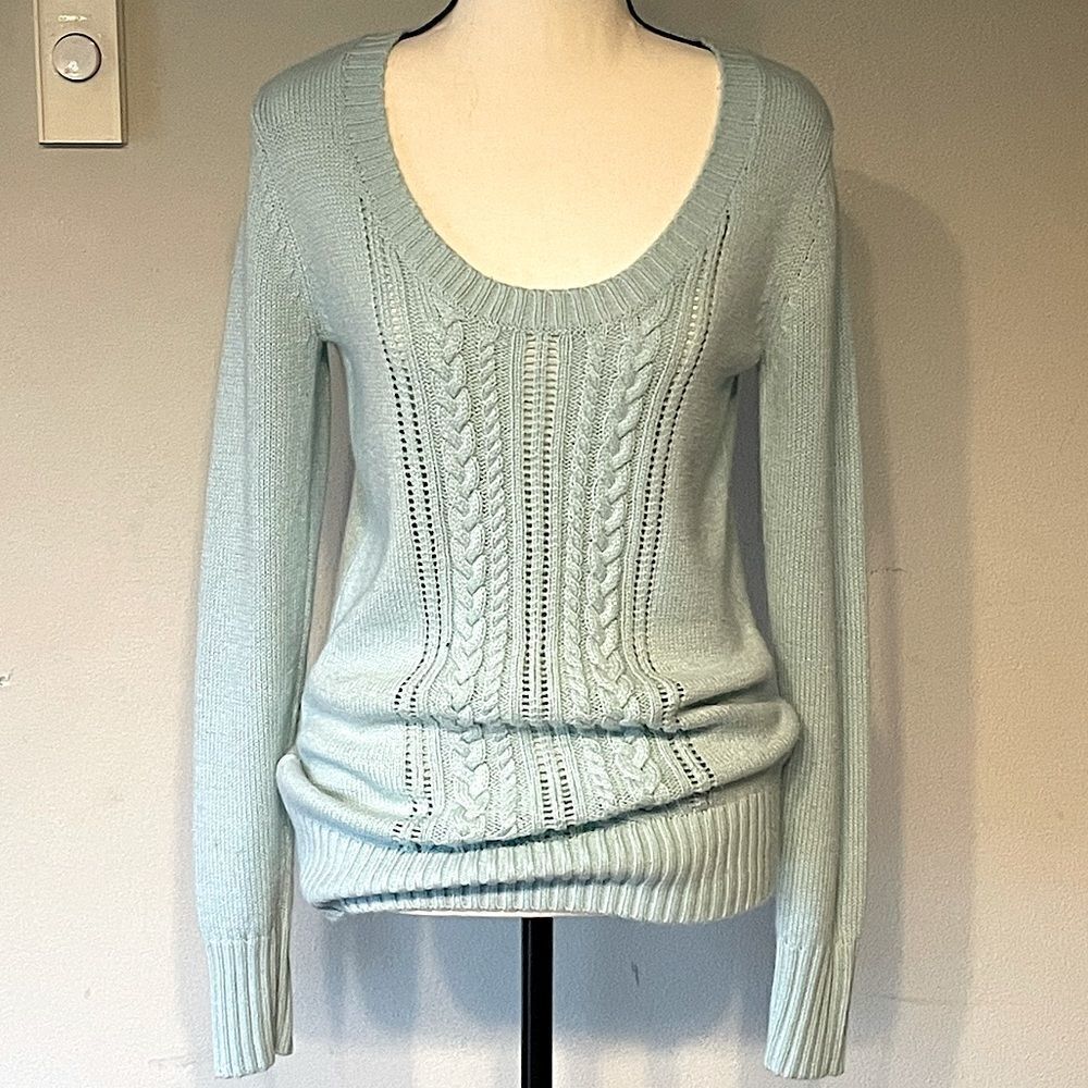 Susina Light Blue Scoop Neck Long Fitted Sweater. Size Large.